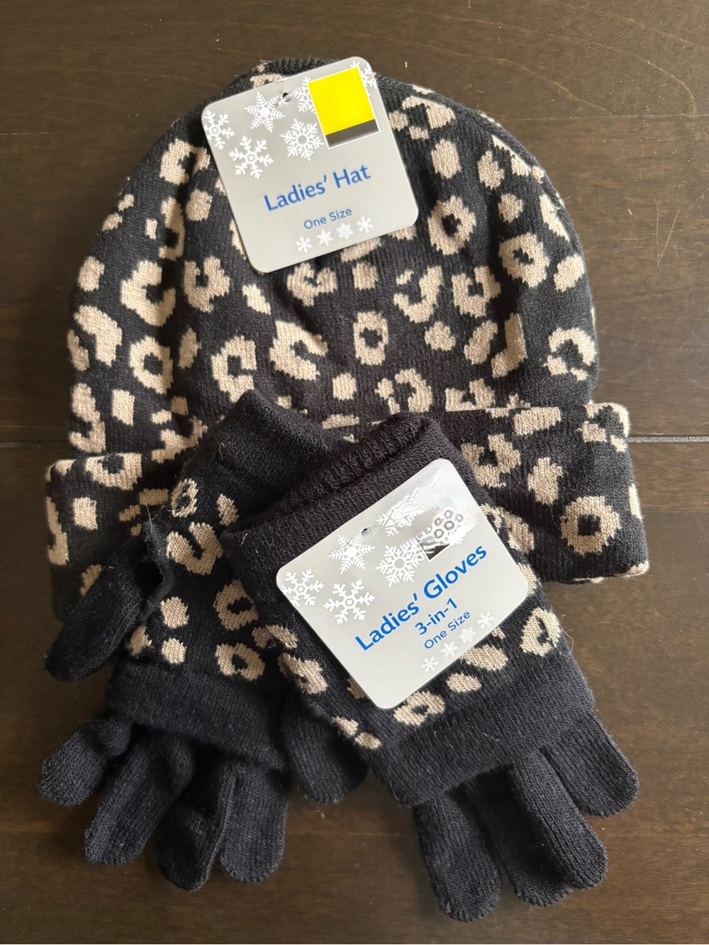 Mission Ridge Women’s Cuffed Beanie Hat Gloves Leopard Cheetah Black OSFM